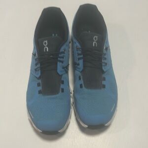 On Cloud Mens running shoes size 11.5 classic running shoes lifestyle everyday